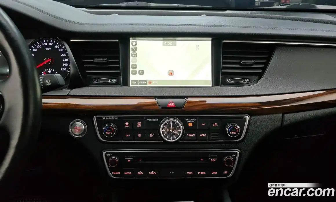 Kia K7 2016 3.3 Автомат в Москве № 929954, фото 16