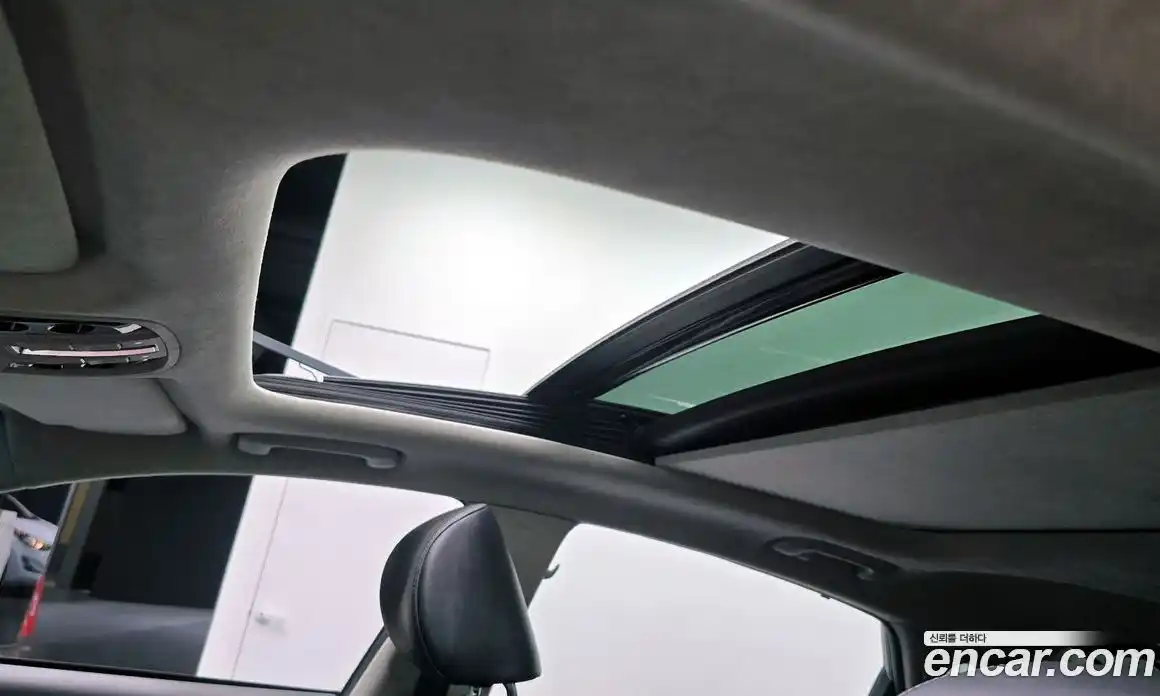 Kia K7 2016 3.3 Автомат в Москве № 929954, фото 19