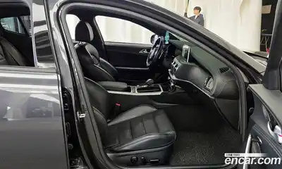 Kia Stinger 2020 3.3 Автомат в Москве № 930032, миниатюра 11