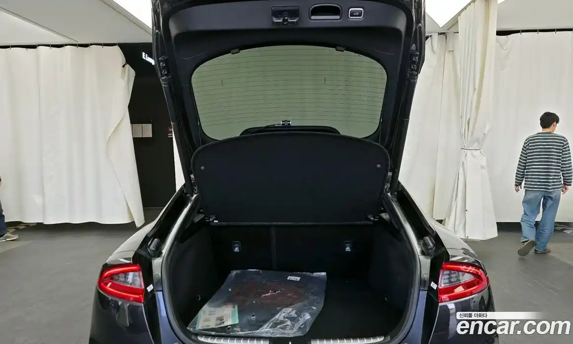 Kia Stinger 2020 3.3 Автомат в Москве № 930032, фото 20