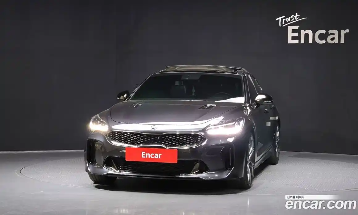 Kia Stinger 2020 3.3 Автомат в Москве № 930032, фото 3