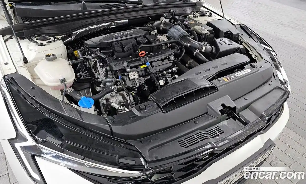 Kia K5 2023 1.6 Автомат в Москве № 930059, фото 6