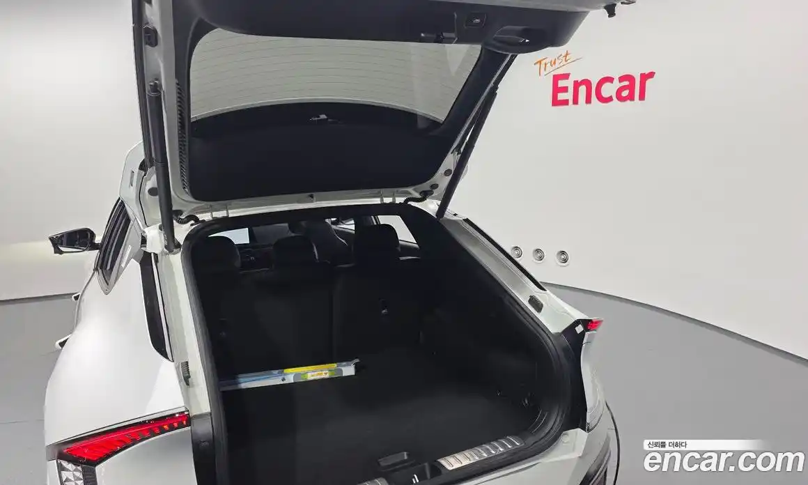 Kia EV6 2022 0.1 Автомат в Москве № 930085, фото 20