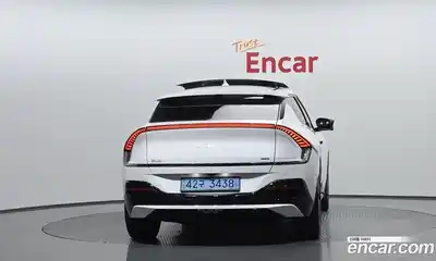 Kia EV6 2022 0.1 Автомат в Москве № 930085, миниатюра 4