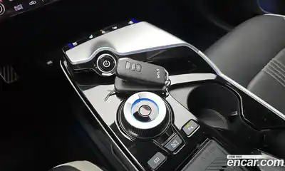 Kia EV6 2022 0.1 Автомат в Москве № 930085, миниатюра 9