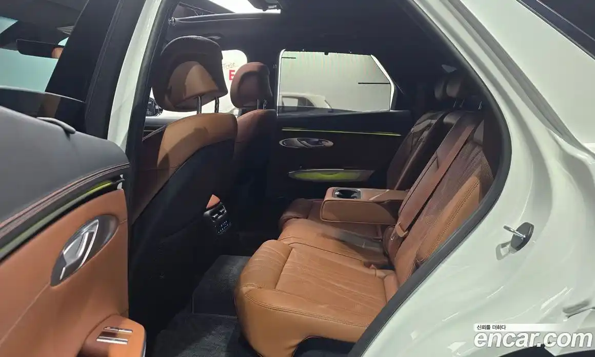 Genesis GV70 2025 2.5 Автомат в Москве № 930264, фото 12