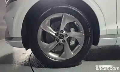 Genesis GV70 2025 2.5 Автомат в Москве № 930264, миниатюра 5