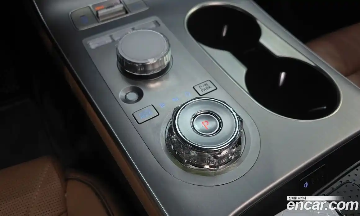 Genesis GV70 2025 2.5 Автомат в Москве № 930264, фото 9