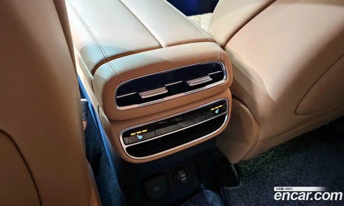 Genesis GV80 2023 2.5 гидро в Москве № 930452, фото 19