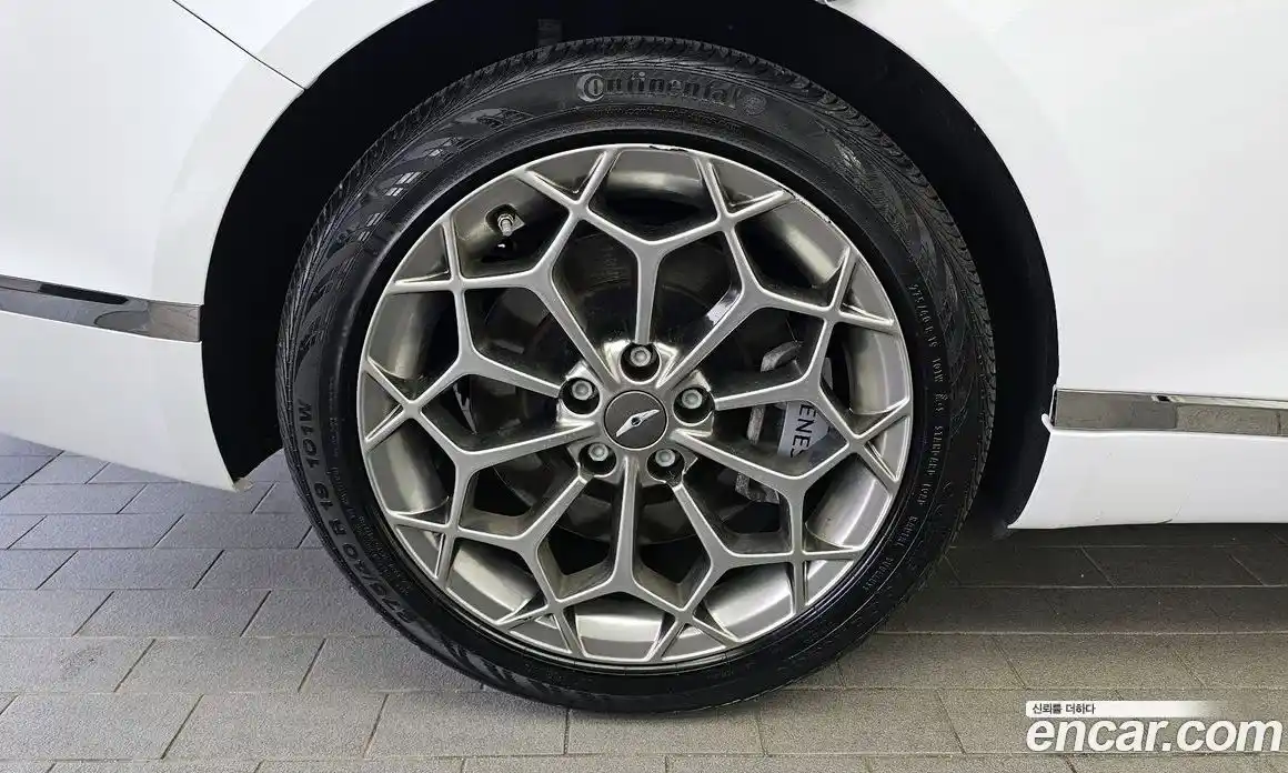 Genesis G80 2023 2.5 Автомат в Москве № 930572, фото 5