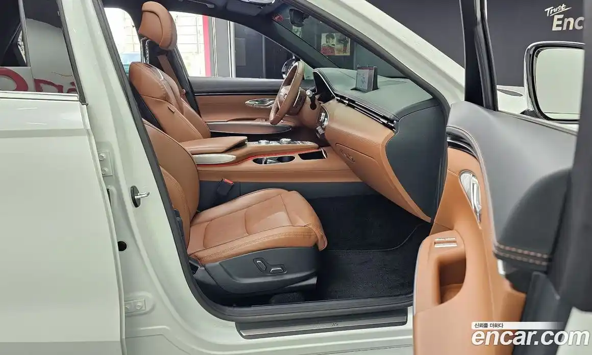 Genesis GV70 2022 2.5 Автомат в Москве № 930617, фото 11