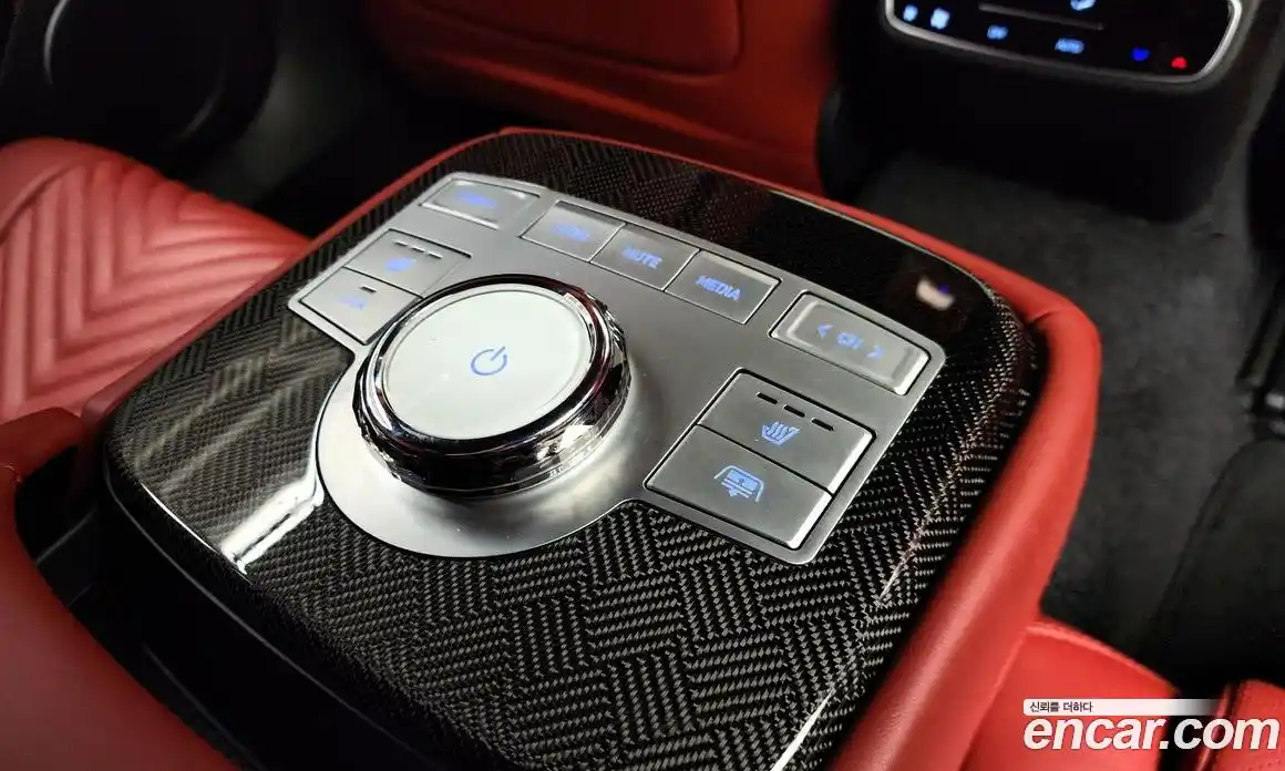 Genesis G80 2023 2.5 Автомат в Москве № 930671, фото 18