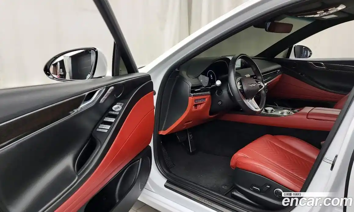 Genesis G80 2023 2.5 Автомат в Москве № 930671, фото 9