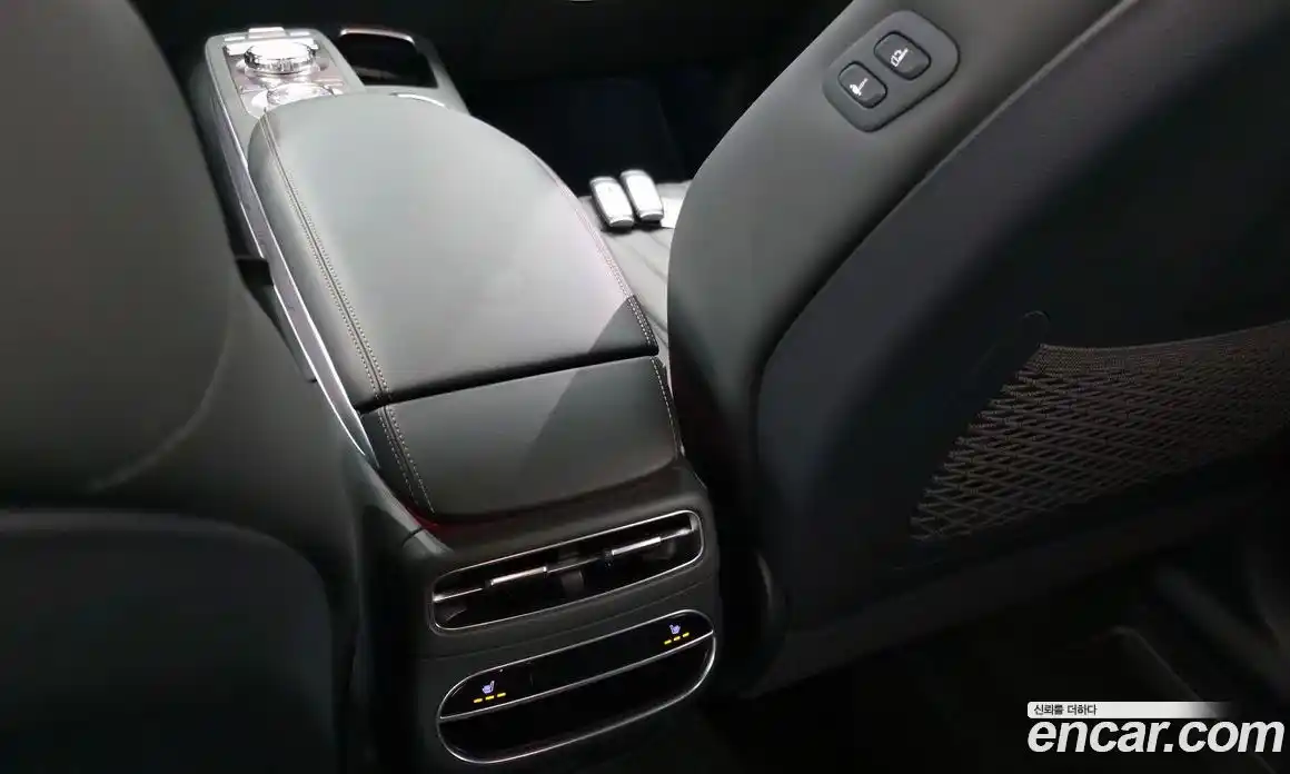 Genesis GV70 2022 2.5 Автомат в Москве № 930719, фото 18