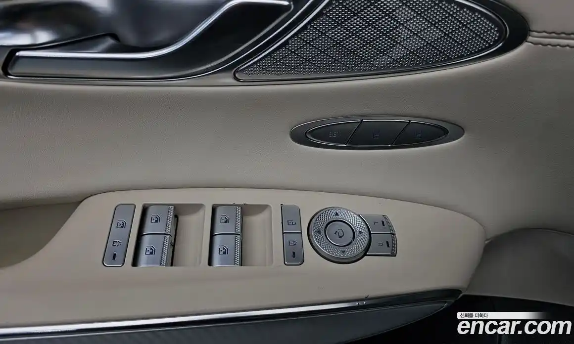 Genesis GV70 2021 2.5 Автомат в Москве № 930889, фото 12