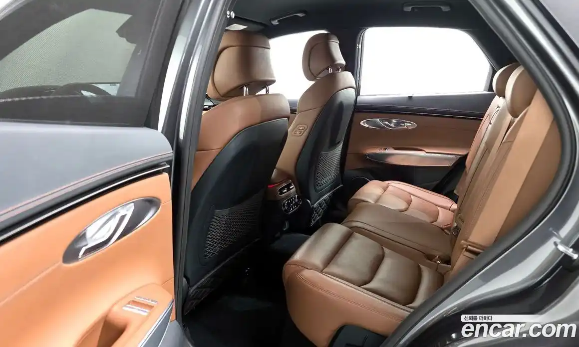 Genesis GV70 2022 2.5 Автомат в Москве № 930908, фото 12