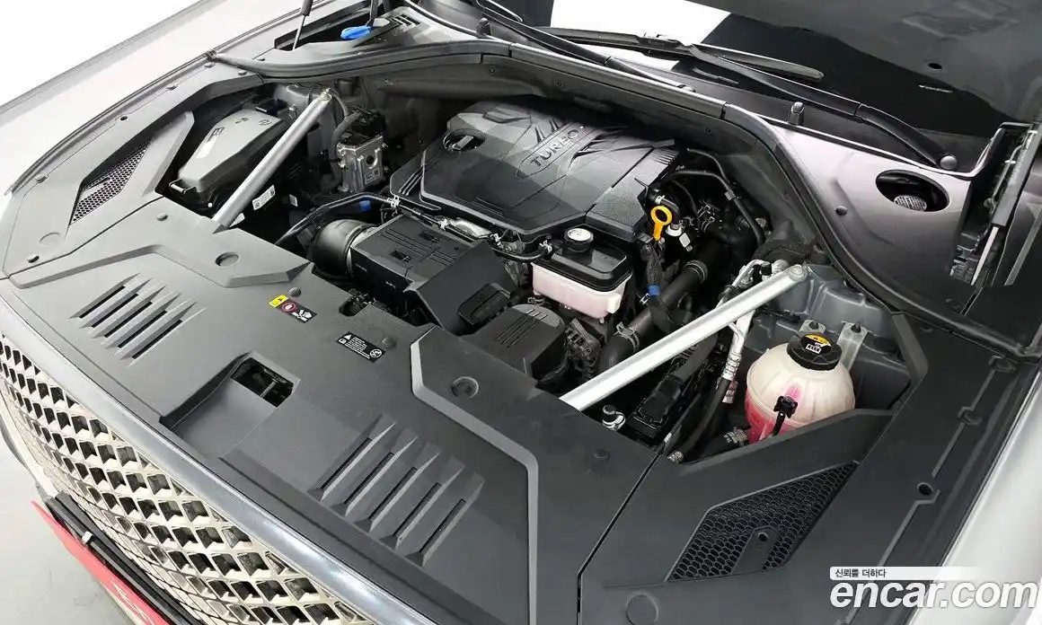 Genesis GV70 2022 2.5 Автомат в Москве № 930908, фото 6