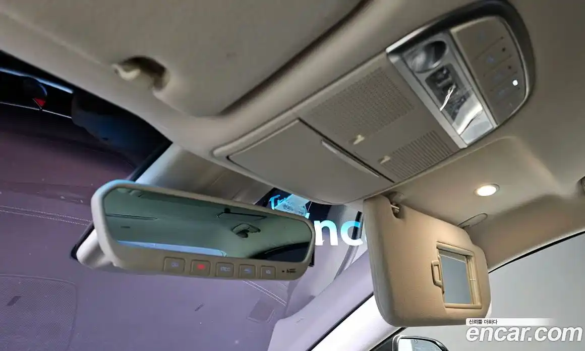 Genesis G90 2018 3.8 Автомат в Москве № 930934, фото 19