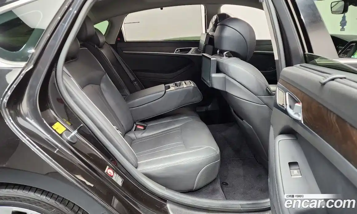 Genesis G80 2018 3.3 Автомат в Москве № 931206, фото 12