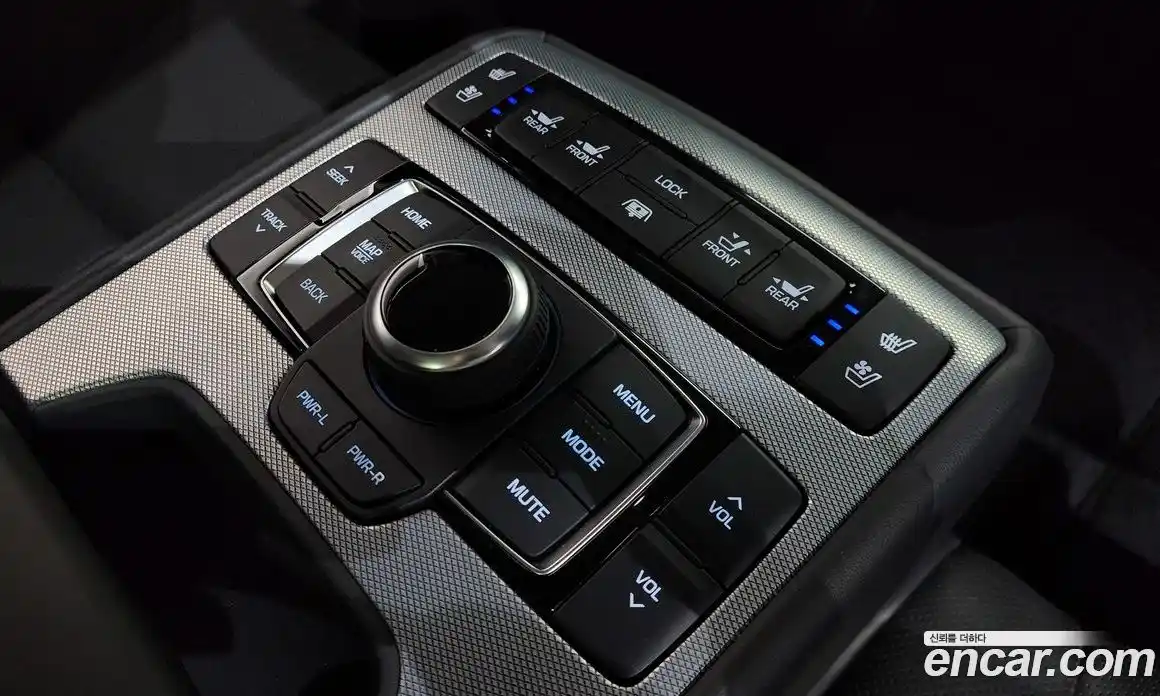 Genesis G80 2018 3.3 Автомат в Москве № 931206, фото 18