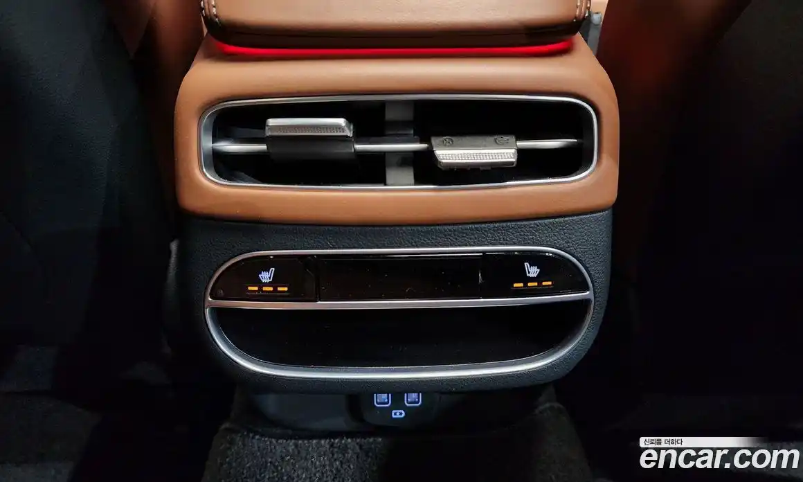 Genesis GV70 2022 2.5 Автомат в Москве № 931219, фото 18