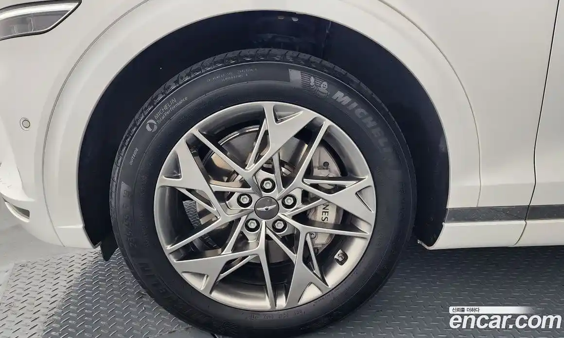 Genesis GV70 2022 2.5 Автомат в Москве № 931219, фото 4