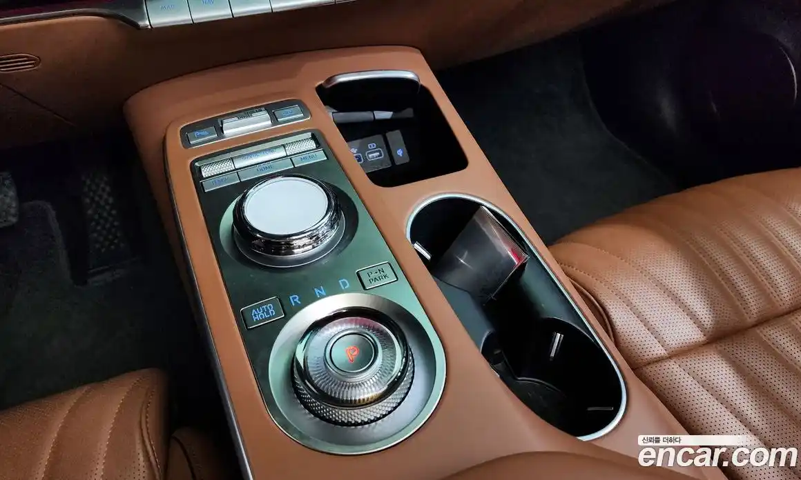 Genesis GV70 2022 2.5 Автомат в Москве № 931219, фото 8