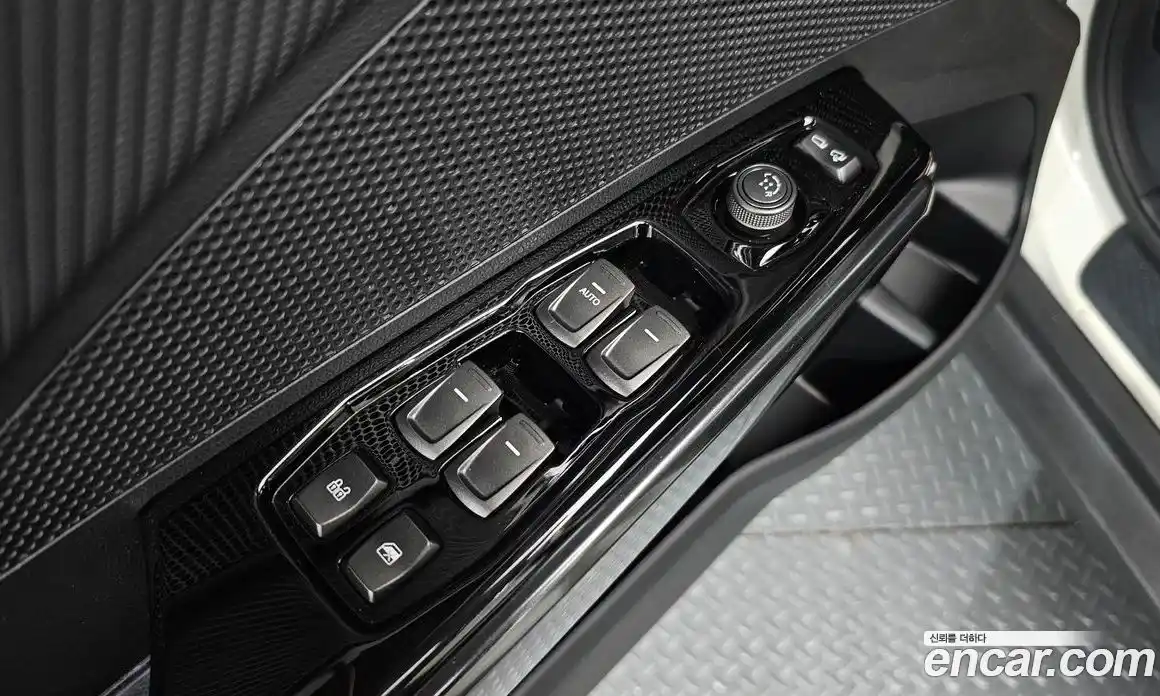 SsangYong TIBOLI 2021 1.5 Автомат в Москве № 931898, фото 13