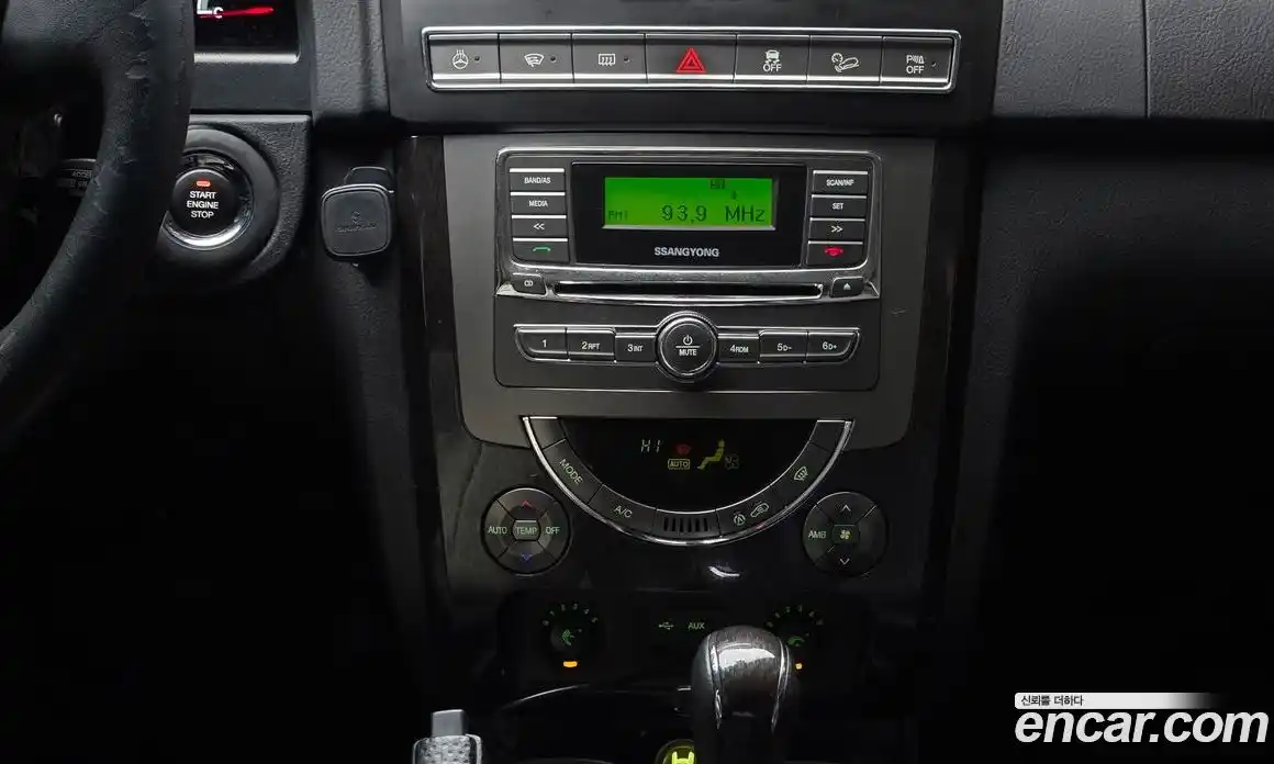 SsangYong Rexton 2014 2.0 Автомат в Москве № 932377, фото 16