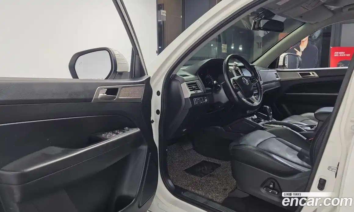 SsangYong Rexton 2018 2.2 Автомат в Москве № 932597, фото 10