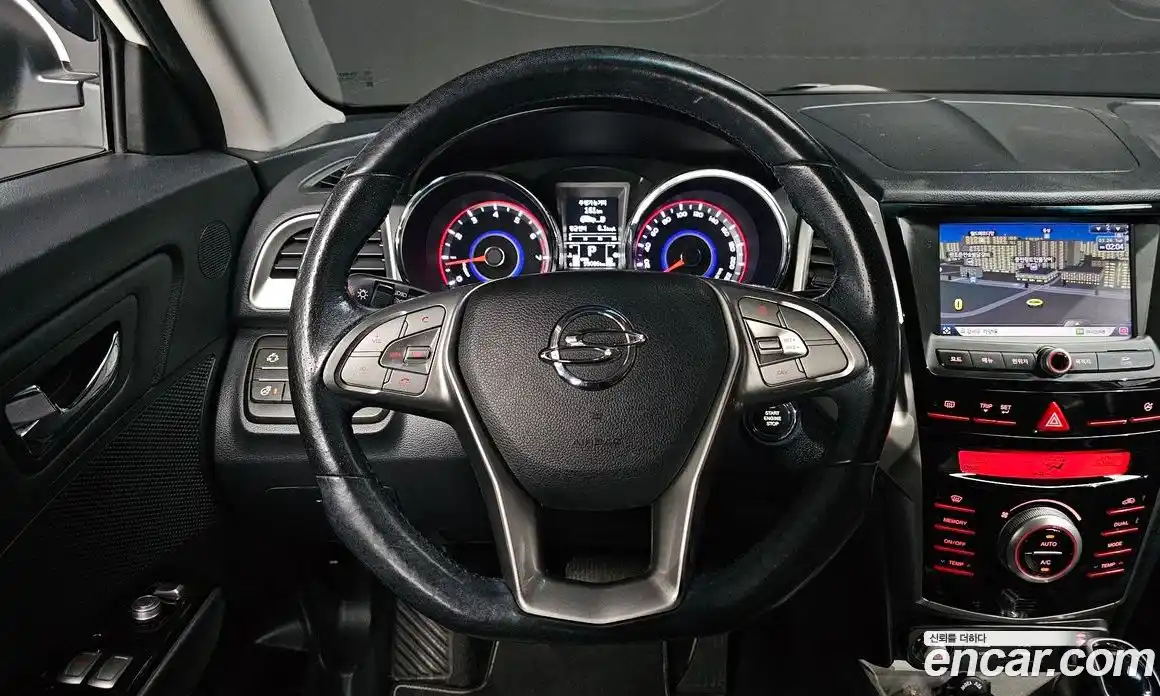 SsangYong TIBOLI 2015 1.6 Автомат в Москве № 932859, фото 13