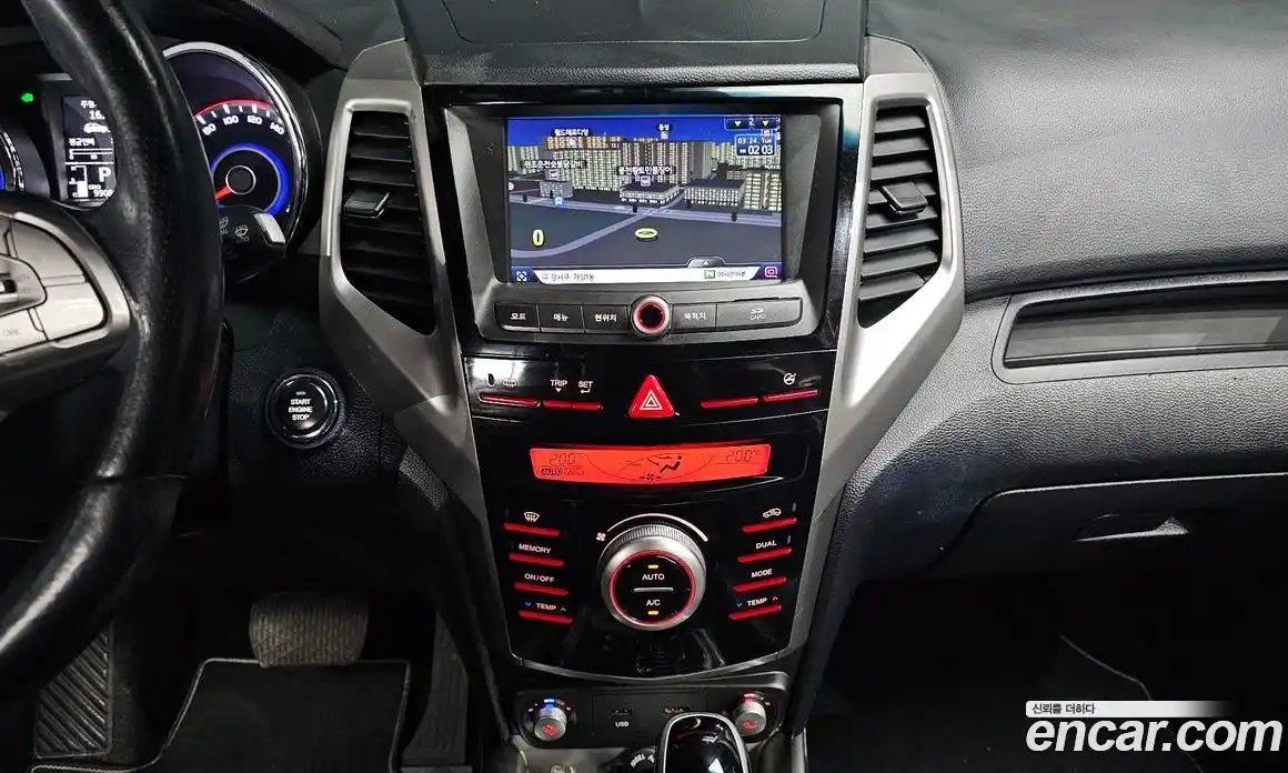 SsangYong TIBOLI 2015 1.6 Автомат в Москве № 932859, фото 14