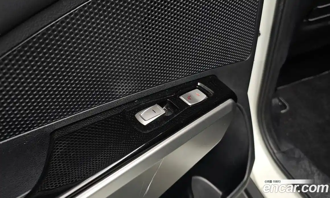 SsangYong TIBOLI 2015 1.6 Автомат в Москве № 932859, фото 19