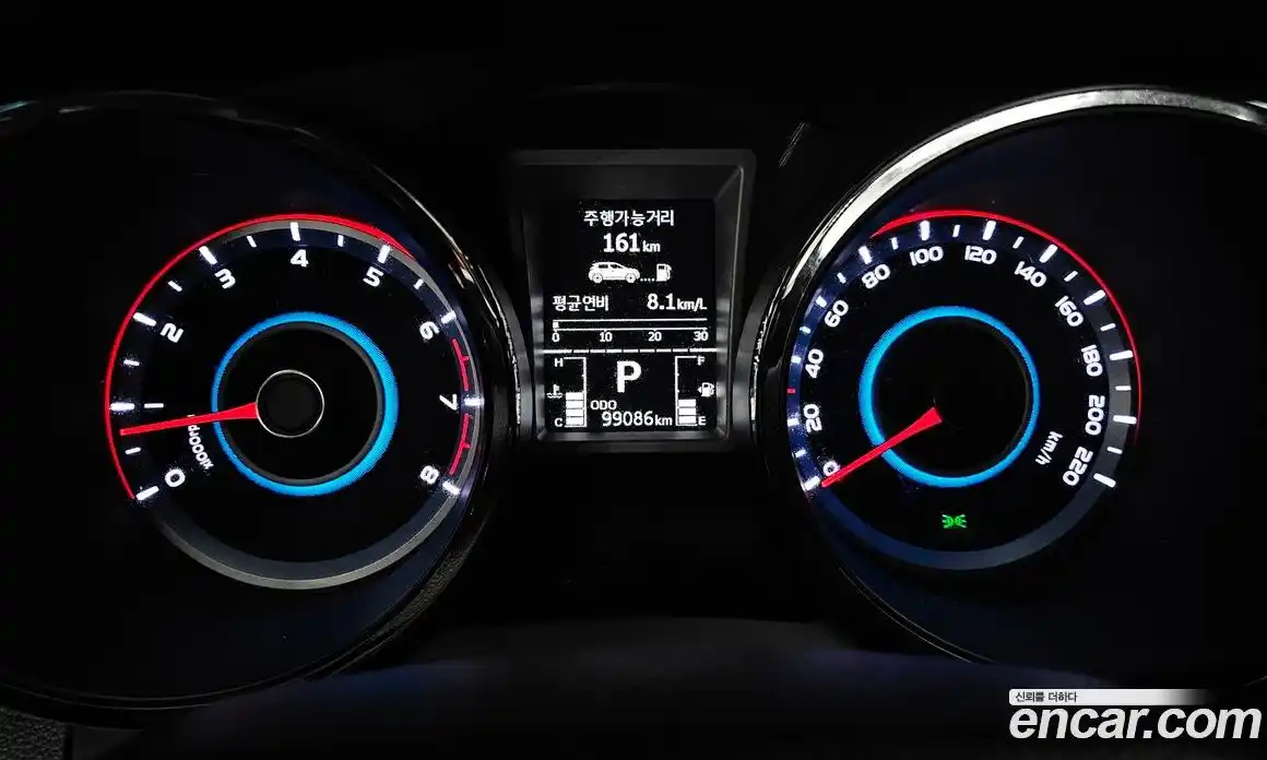 SsangYong TIBOLI 2015 1.6 Автомат в Москве № 932859, фото 8