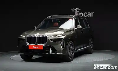 BMW X7, 2025