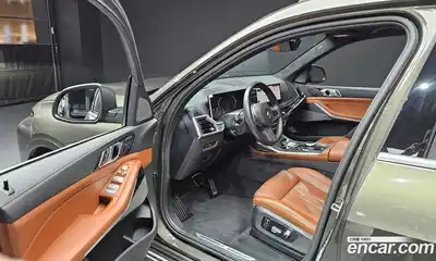 BMW X7 2025 3.0 гидро в Москве № 932935, миниатюра 11