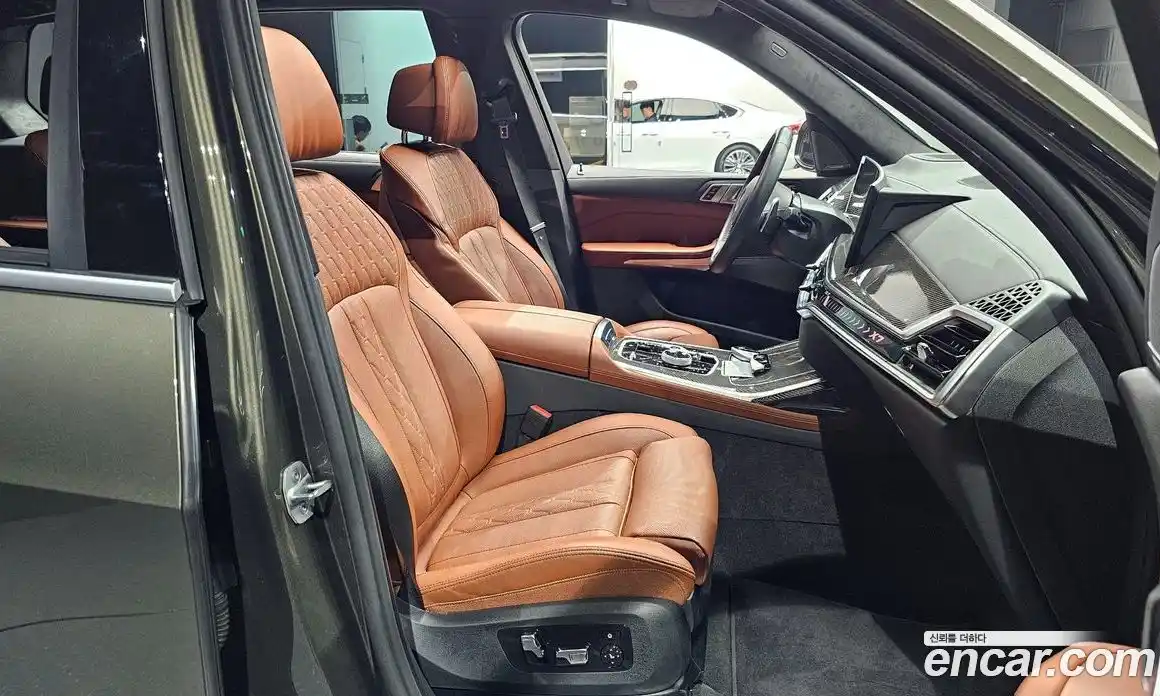 BMW X7 2025 3.0 гидро в Москве № 932935, фото 10