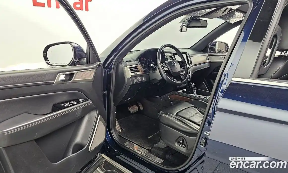 SsangYong Rexton 2018 2.2 Автомат в Москве № 933037, фото 11