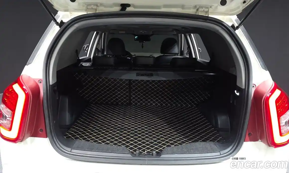 SsangYong TIBOLI 2016 1.6 Автомат в Москве № 933117, фото 20