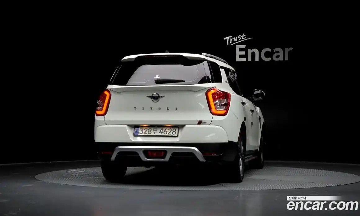 SsangYong TIBOLI 2016 1.6 Автомат в Москве № 933117, фото 4