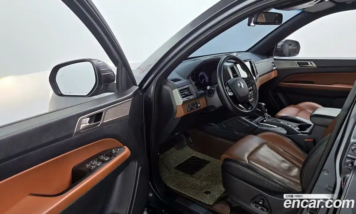 SsangYong Rexton 2018 2.2 Автомат в Москве № 933187, фото 10