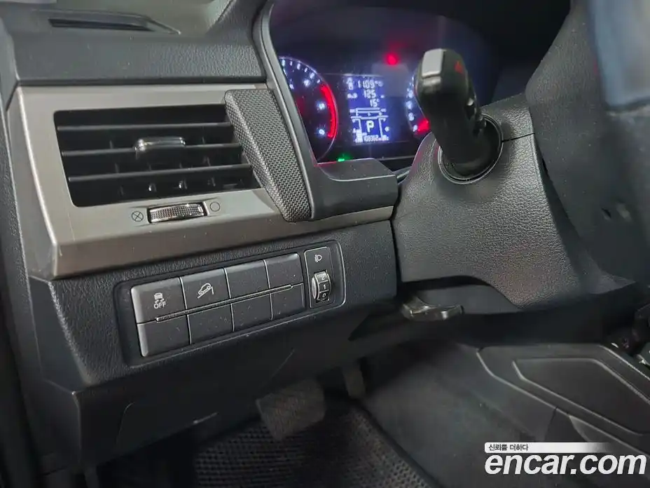 SsangYong Rexton 2018 2.2 Автомат в Москве № 934008, фото 13