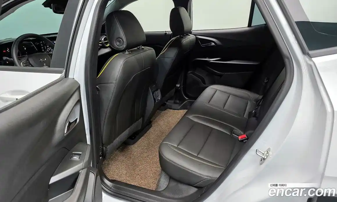 Chevrolet Trax 2025 1.2 гидро в Москве № 934259, фото 12