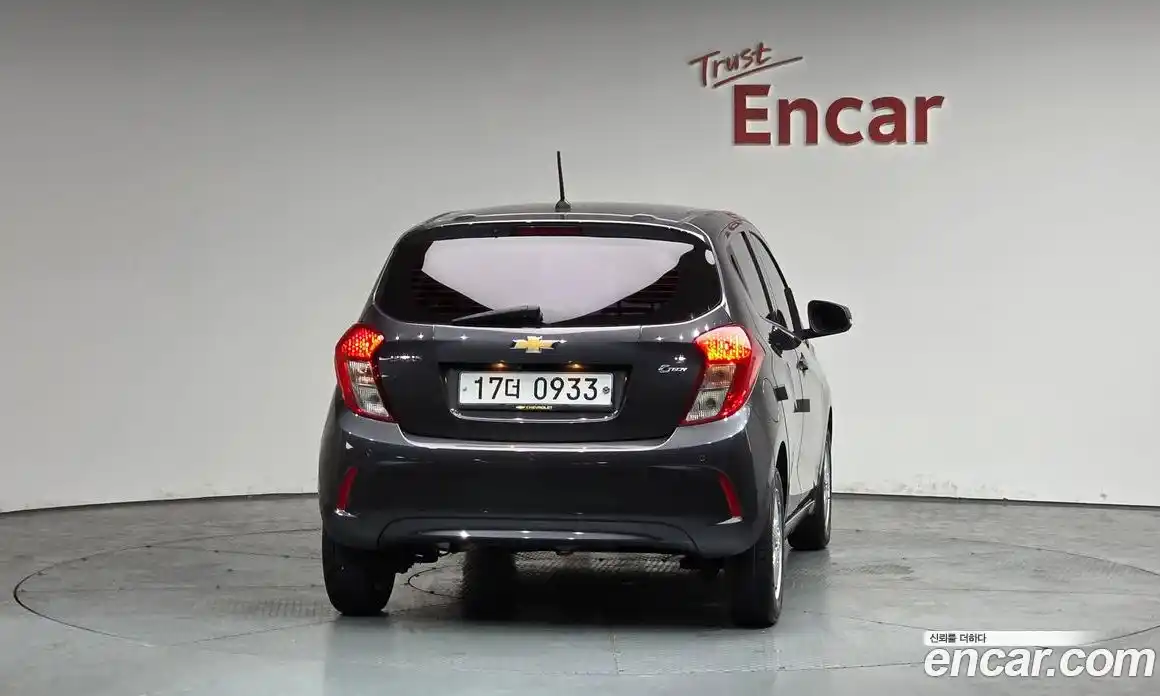 Chevrolet Spark 2015 1.0 гидро в Москве № 934370, фото 3