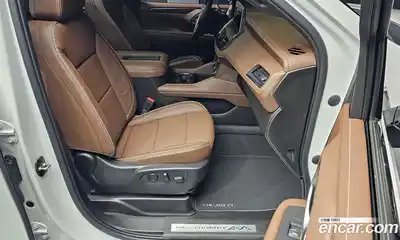 Chevrolet Tahoe 2023 6.2 Автомат в Москве № 934482, миниатюра 10