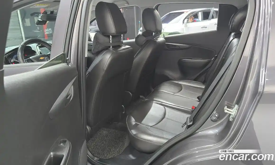 Chevrolet Spark 2015 1.0 Автомат в Москве № 934676, фото 13