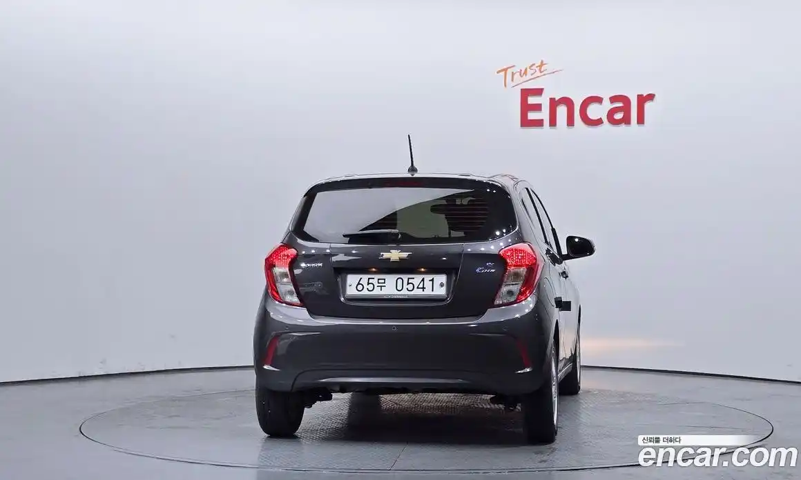 Chevrolet Spark 2015 1.0 Автомат в Москве № 934676, фото 4