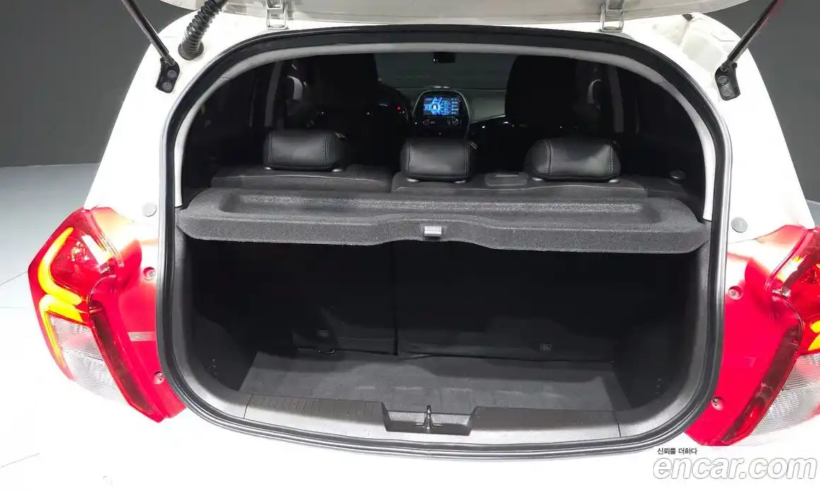 Chevrolet Spark 2019 1.0 Автомат в Москве № 934685, фото 20