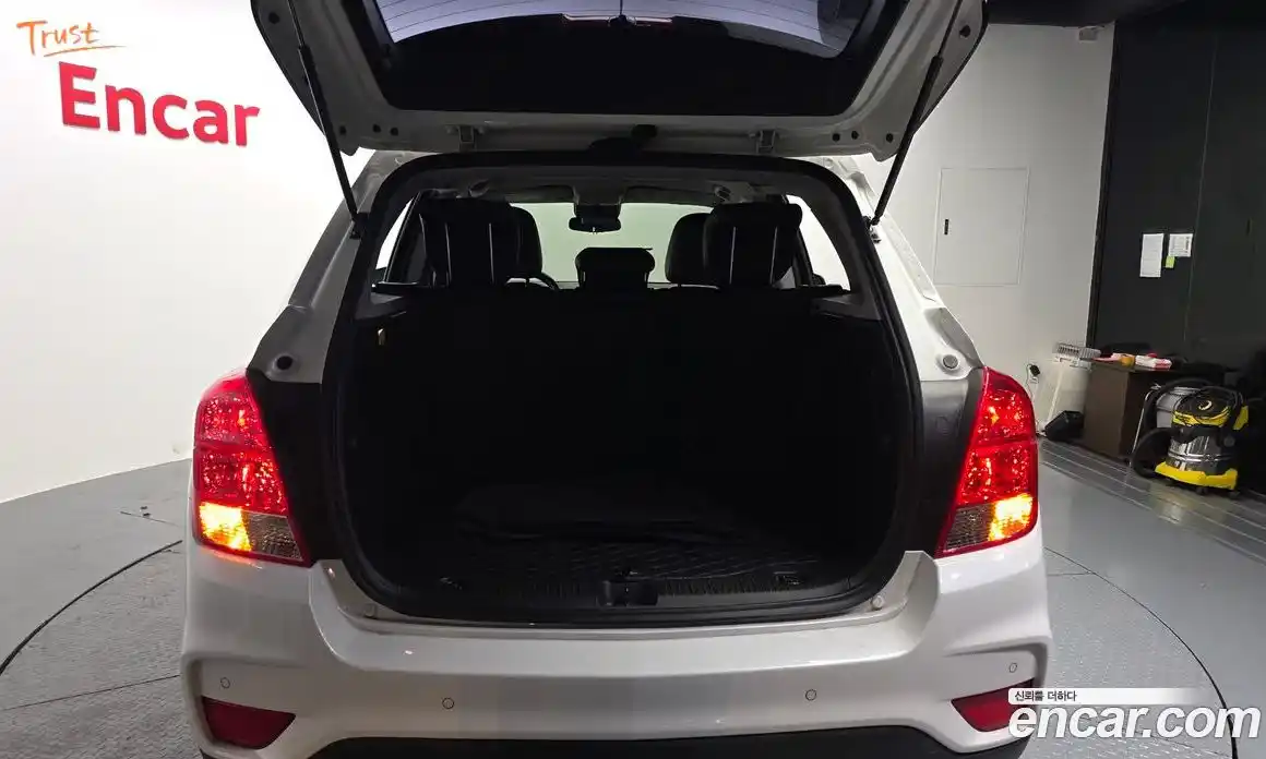 Chevrolet Trax 2017 1.4 Автомат в Москве № 934686, фото 20