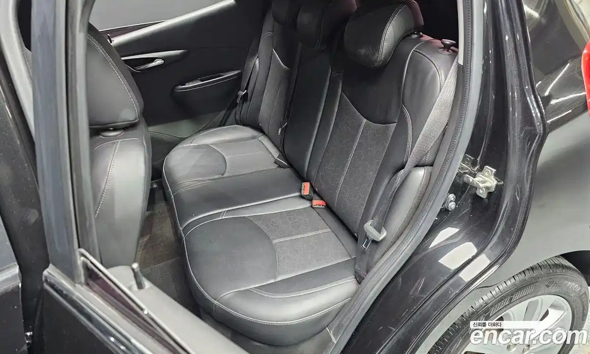Chevrolet Spark 2017 1.0 гидро в Москве № 935233, фото 12